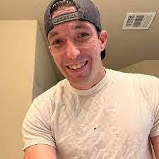 Travis Smalling's Instagram, Twitter & Facebook