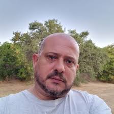 Nombres de varón sin la letra "O"