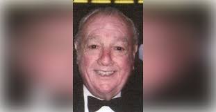 Benjamin Gee's Instagram, Twitter & Facebook