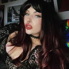 Any recommendations for eyebrow microblading? My lady moved.