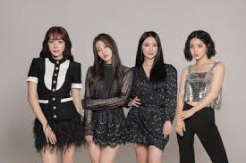 The molar bong from girls' generation was released in 2018 (after 11 years!) by sm entertainment. Brave Girls Bersiap Luncurkan Light Stick Pertama Mereka