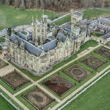 Margam Castle Wales Uk Foto Di Uplookingdown Margamcastle Wales Uk Castellidelmondo Castle Chateau Castello Schl Castle House Castle Beautiful Castles