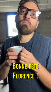 Quoi ?! On est déjà en décembre ?! Quoiii?!!! C’est la fête de Florence  ?!!!! Quoiiiiii?!!!!! Y’a une chanson ?!!!! 🤘🙌😎🕺🪩