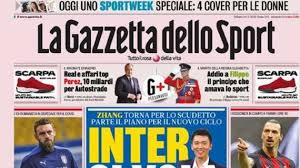 Kako piše gazzetta dello sport, bivši hrvatski reprezentativac mario mandžukić koji je nedavno raskinuo ugovor s katarskim al duhailom na popisu je igrača koje inter vidi kao moguću zamjenu za napadača romelua lukakua. L Apertura De La Gazzetta Dello Sport Inter Si Vola