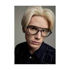 Olive Horn's Instagram, Twitter & Facebook