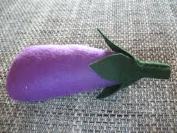 Aubergine Pour Dinette En Feutrine Le Tuto Brin Et Brindille Atelier Saisonnier Dinette En Feutrine Feutrine Aliments En Feutrine