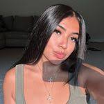 Robin Mckinstry's Instagram, Twitter & Facebook