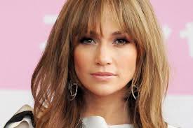 Она шикарно выглядит для своего возраста. Wide Leg Jeans Jennifer Lopez Tragt Den Jeans Trend 2021 Glamour