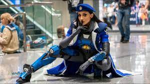 Overwatch Ana Cosplay Full Interview At Anime NYC - YouTube