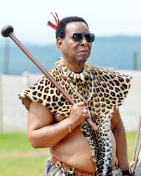 #zulu's queen mantfombi has been named as regent after #kinggoodwillzwelithini's death until the new monarch is chosen. South Africa List And Photos Of King Goodwill Zwelithini S Wives And Children Tuko Co Ke