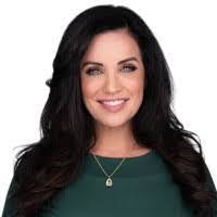 Cassandra Streeter's Instagram, Twitter & Facebook