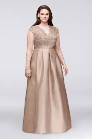Scalloped Lace And Mikado V Neck Plus Size Gown David S Bridal Plus Size Gowns Plus Size Formal Dresses Plus Size Dresses