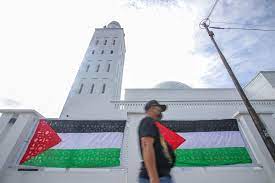 Jul 02, 2021 · ebit lew, caprice bertemu di gaza. Ebit Lew Gets Nod For Humanitarian Mission In Palestine Malaysia Malay Mail