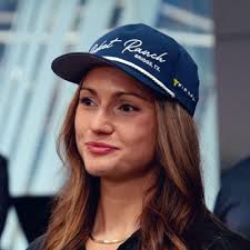 Stephanie Scheffler (@sjscheffler)