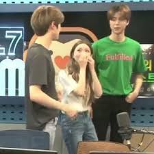 Look How Smol Chungha Is Nect To Johnny Jaehyun And She Is 5 3 Jaehyun Nct Jaehyun Funny Kpop Memes