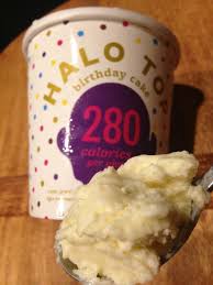 Kim milk, eggs, erythritol, prebiotic fiber, milk protein concentrate, cream, organic cane sugar, vegetable glycerin, rainbow sprinkles (sugar, corn starch, palm oil and palm kernel oil, turmeric (color), annatto (color), beet juice (color), vegetable juices. Halo Top Birthday Cake Icecream