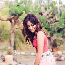 Upload, livestream, and create your own videos, all in hd. Kacey Musgraves Releases Video For Follow Your Arrow Umg Nashville