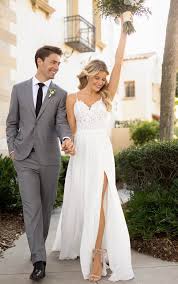 We did not find results for: Lassiges Sommer Hochzeitskleid Mit Seitenschlitz Stella York Wedding Dresses