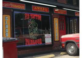 View houston shopping listings for malls, outlets, boutiques, vintage shops & more from the official visitors bureau. 3 Best Tattoo Shops In Houston Tx Expert Recommendations