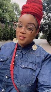 Tracy Cronk's Instagram, Twitter & Facebook