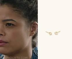 Beth Davenport Clothes, Style, Outfits, Fashion, Looks