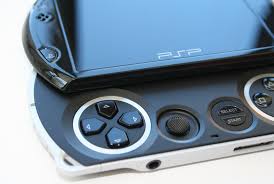 Adaptador de corriente para psp go :: Sony Psp Go Hands On Gamespot