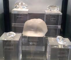 Noch ist unklar, wie viel der blaue edelstein wert ist. Beruhmte Diamanten Diamant Agentur
