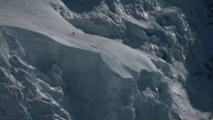 Skialpinista radoslav groh vletěl mezi muže jako blizzard. Mammut Pro Team Marek Holeceks Und Radoslav Groh Mit Erstbegehung In Der Ostwand Des Huandoy Norte Der Kletterblock