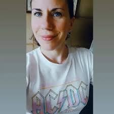 Who can design a logo for my massage business?