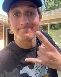 Yo everybody! Just wanted to give a heads up. Y'all might not be hearing  from me a ton this month. Getting married at the end of September and want  to make sure