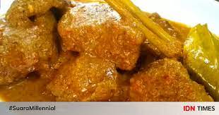 Cara membuat semur daging sapi betawi masak sampai kuah semur menyusut dan agak kental dan biarkan kaldu dari daging itu keluar dan menyatu semur daging ini cocoknya disajikan pedas bersamaan dengan kentang yang akan mix rasa di dalamnya. Resep Kalio Hati Sapi Ala Rumah Makan Padang Gurih Dan Nikm