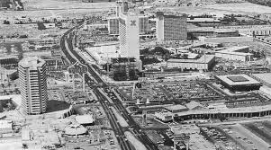 The late 1990s and early 2000s saw a construction boom on the south strip with new resorts and tower. Old Vegas Las Vegas Photos Old Vegas Las Vegas Blvd