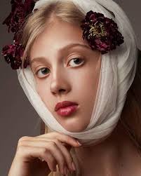 Flower Girls Laughing Candid Wedding Moment