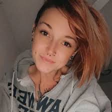 Danielle Wages's Instagram, Twitter & Facebook