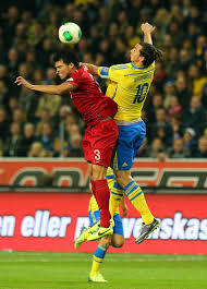 Pepe, portugal's most decorated defender, lashed out at germany's thomas müller in the 38th minute. Pin Auf F U T B O L