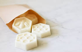 Savon Au Lait De Chevre Bienfaits Pour La Peau Et Recettes A Se Concocter