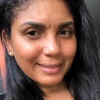 50+ perfis com “Perla Ferreira”