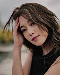 I was born to be real, not to be perfect 🤍