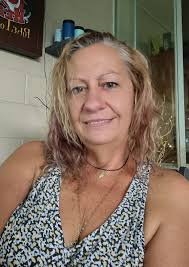 I so need help...pushing 60yrs. I am lazier as I'm getting older 😒 My hair  is either curly as f... Or just hangs..looks great if I straighten it...but  looking for an easier