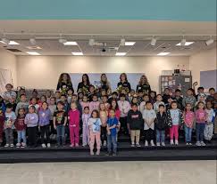 Our first day of reading week was such a success with Cole Schwindt, Katie Marie,  Chance, the Golden Knight and our Vivas making appearances!🤩🏒 We are  having so much fun and can't
