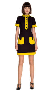 Black And Yellow Jersey Dress Black Yellow Jersey Dress With Collar In 2020 Sixties Fashion Pocket Dress Polo Dress Outfit