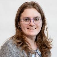 Amy Ewert's Instagram, Twitter & Facebook