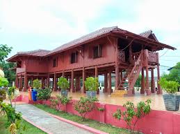 Tipe ruumoh aceh dengan arsitektur panggung dengan 3 bagan utama dan 1 bagian tambahan. 4 Rumah Adat Dki Jakarta Beserta Nama Dan Gambarnya