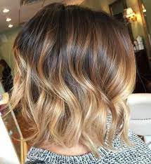 These Caramel Balayage Short Hair Are Trendy Caramelbalayageshorthair Brown To Blonde Balayage Short Hair Balayage Blonde Balayage Bob