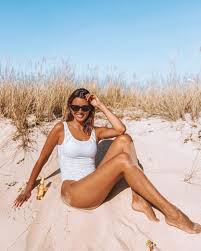 She is known for her work as a presenter in the tv program shelter, who saw you and who saw you, porto alive, i love new me, great conversations, hello maria!. Maria Cerqueira Gomes Cancelou Casamento 5 Dias Antes Foi Muito Dificil