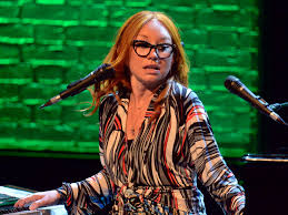 Last Best Show Tori Amos At The Opera House Boston Herald Tuyển tập video hot nhất hiện nay do nhạc sĩ nổi tiếng sáng tác và ca sỹ tori amos thể hiện, xem video và tải download hd chất lượng cao. tori amos at the opera house