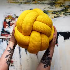 We did not find results for: 2019007 Knit Knot Pillows Midknits
