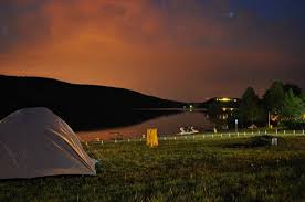 Lacul de acumulare cinciş din judeţul hunedoara. Cucortu Ro Camping Ledo
