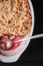 Zwetschgen Crumble Rezept Let S Get Ready To Crumble Trickytine Rezepte Zwetschgen Crumble Lebensmittel Essen
