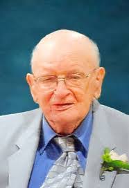 Albert Graves's Instagram, Twitter & Facebook